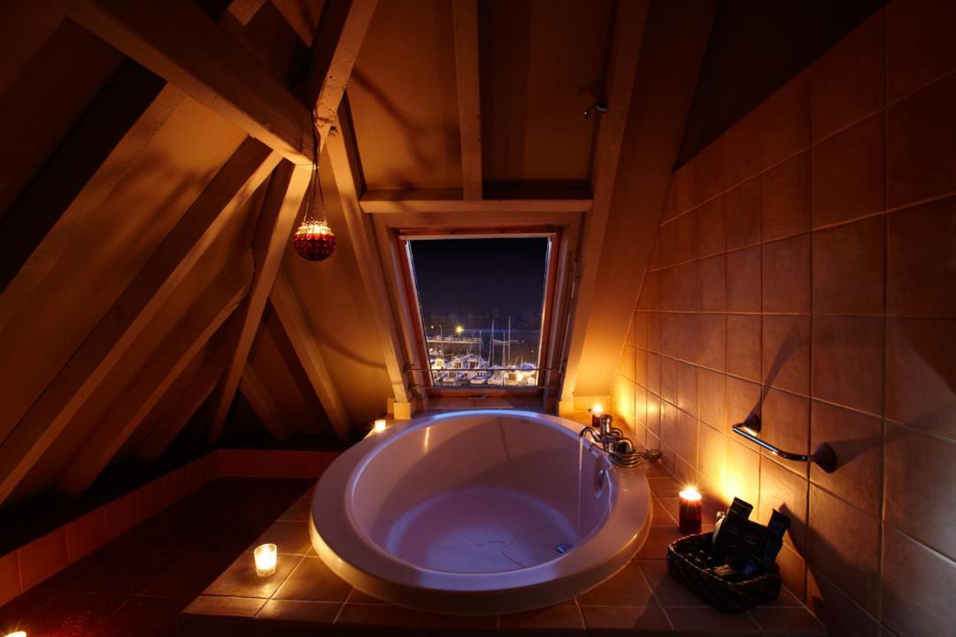 Kaian Maitea Hotel Plentzia Bagian luar foto