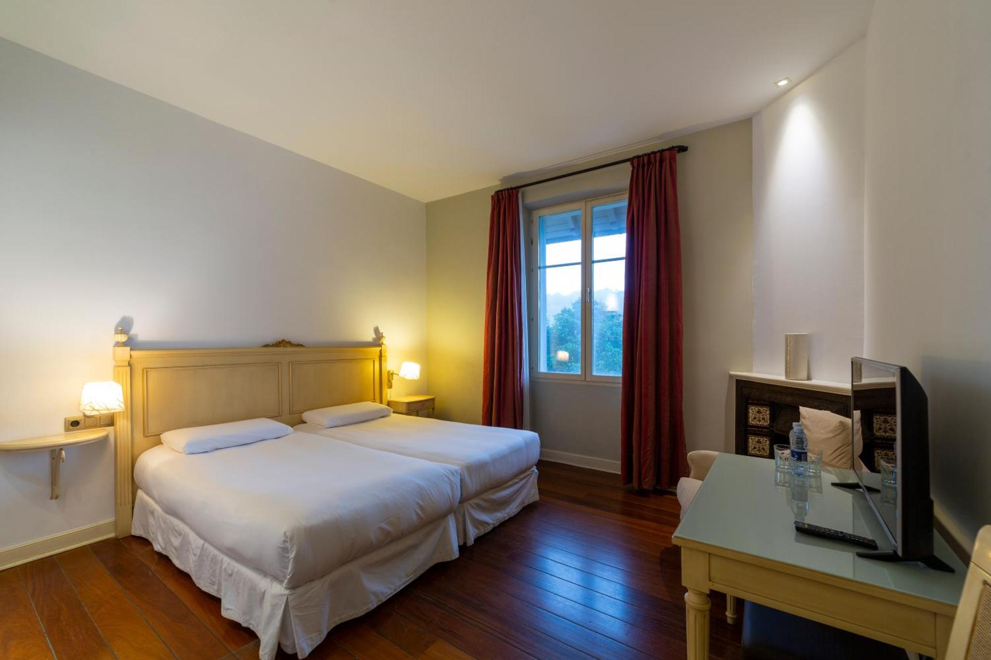 Kaian Maitea Hotel Plentzia Bagian luar foto